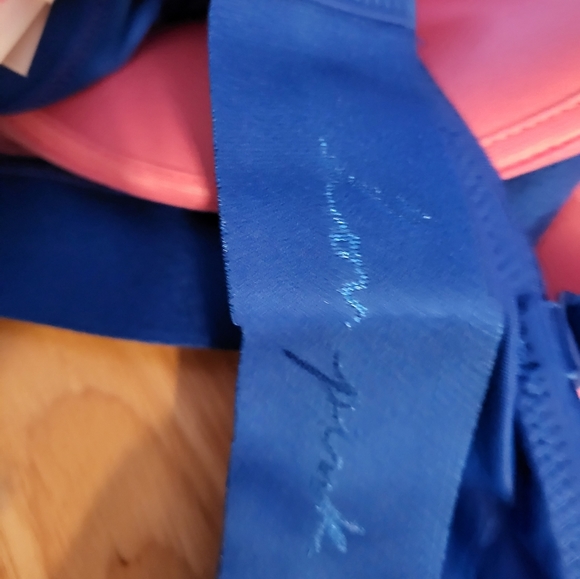 VS Pink Bra and panties set 36C/L - Picture 4 of 6